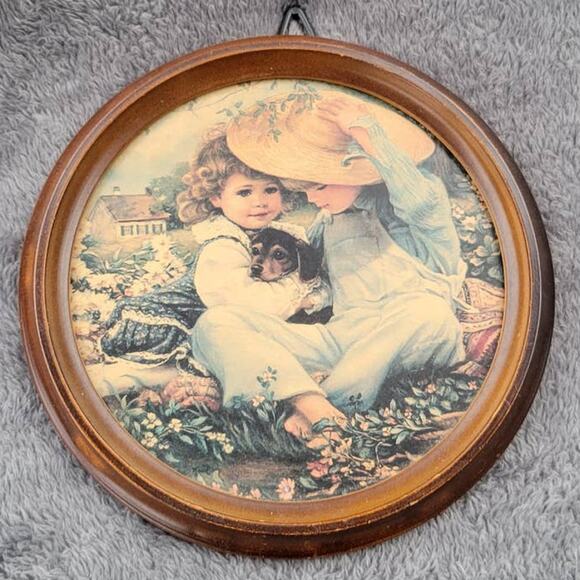 Vintage Round Framed Print Boy Girl Children Cottage Farm - Picture 1 of 3